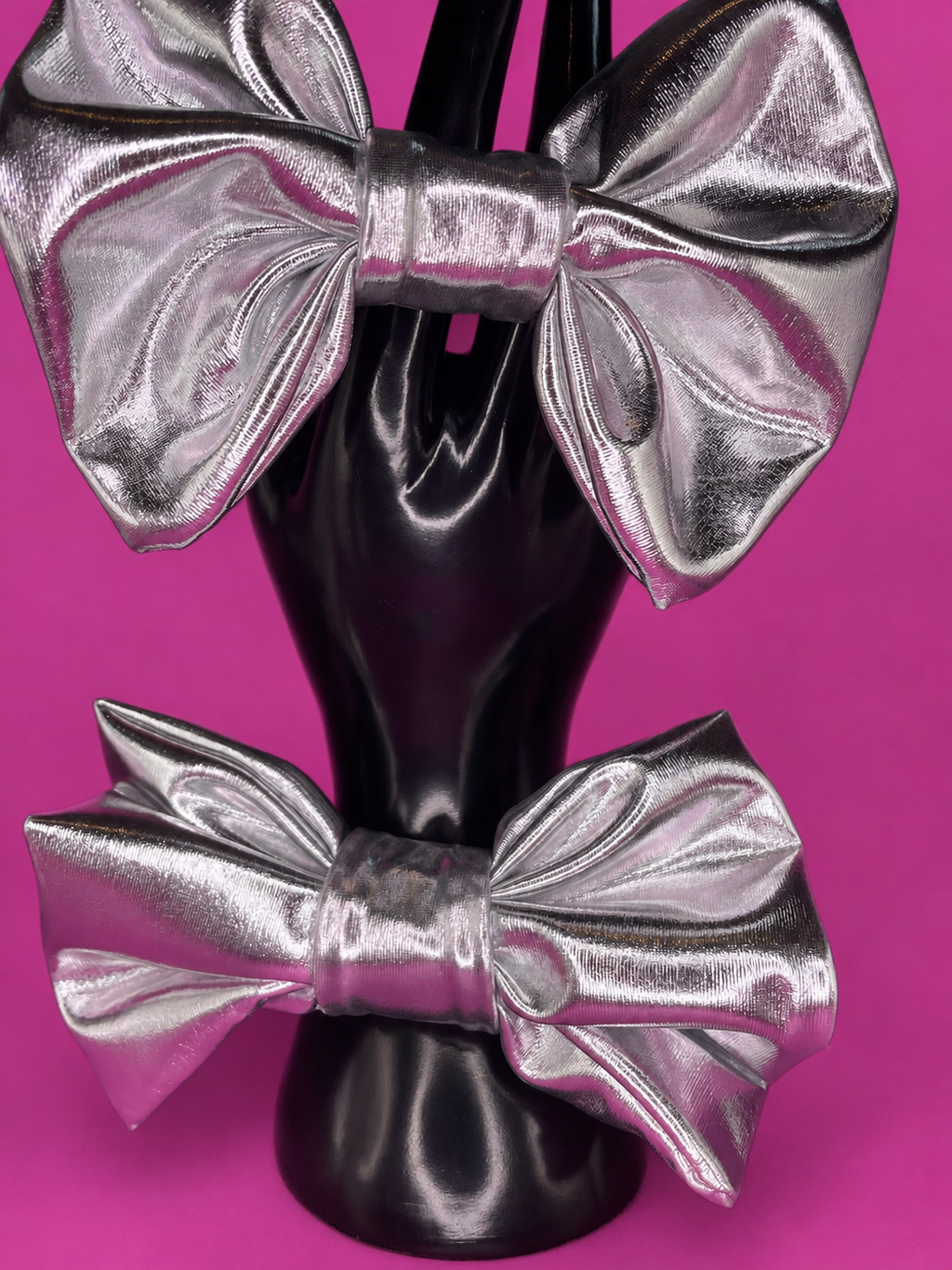 bow cuff