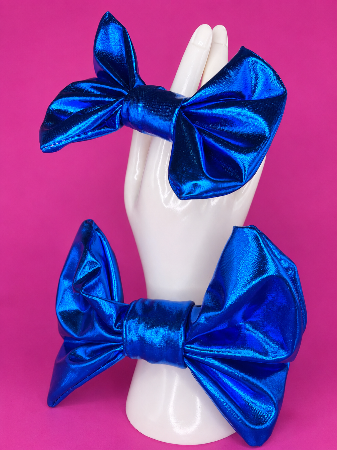 bow cuff