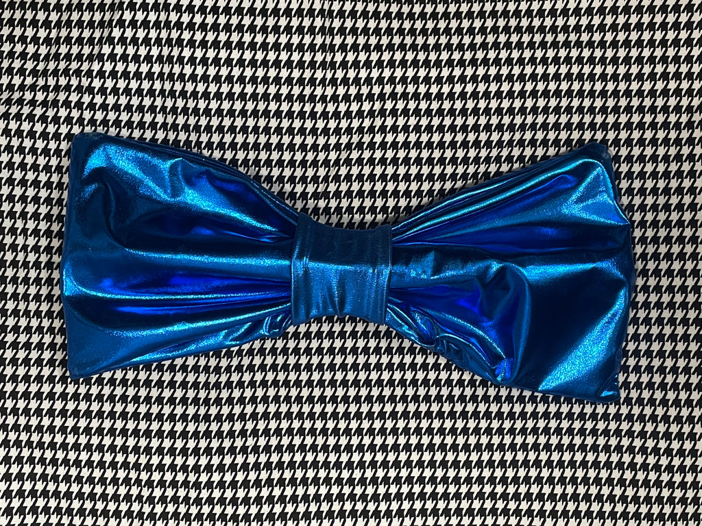 electric blue bow