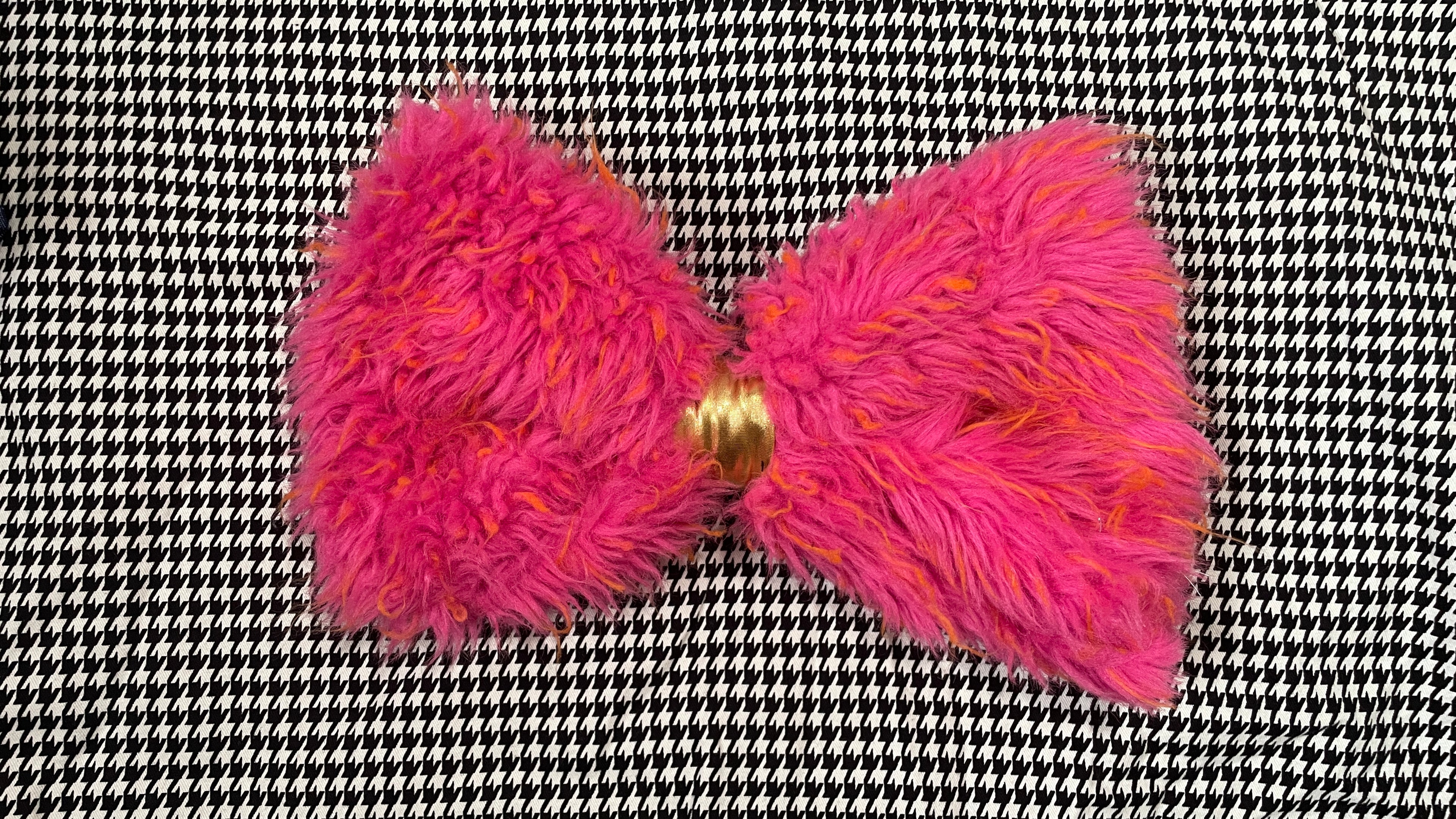 pink monster bow