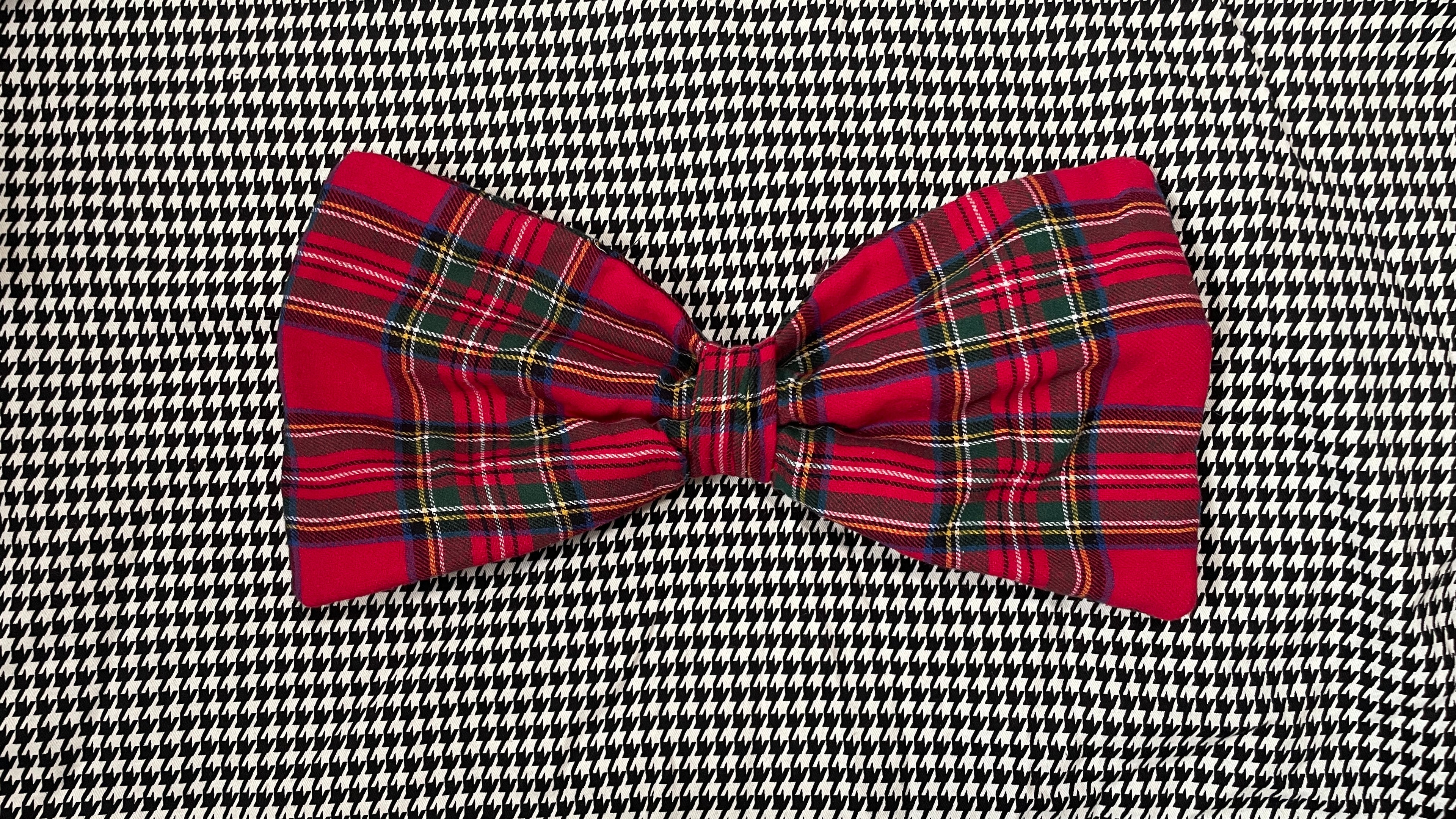 red plaid bow
