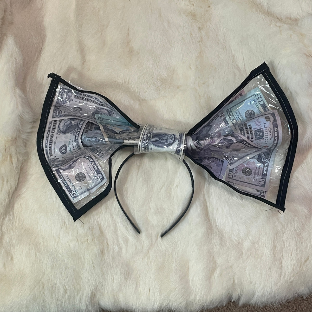 money bow first sample